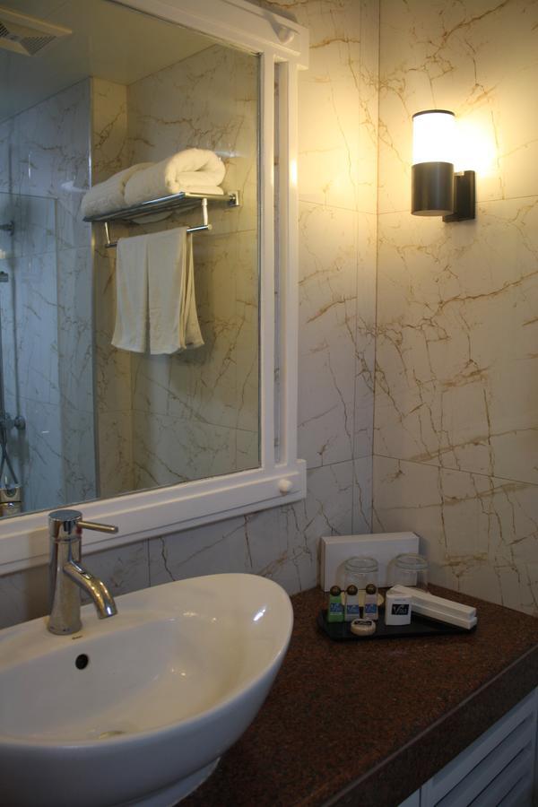 Vitalis White Sands Otel Santiago  Oda fotoğraf